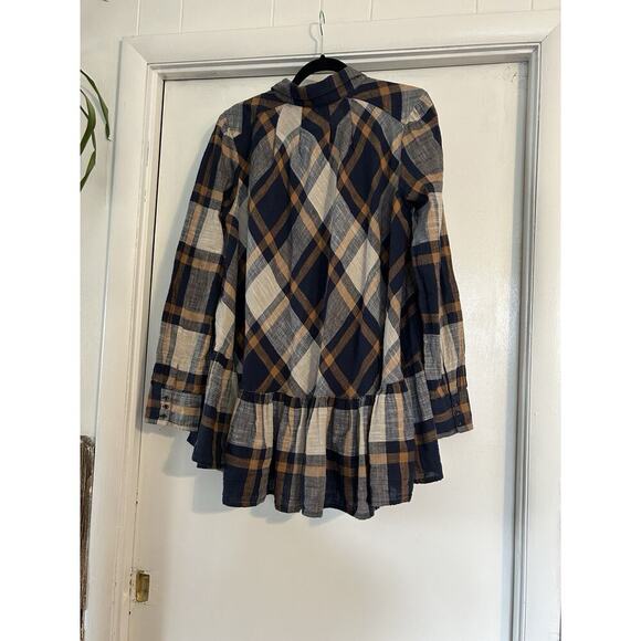 Free People Plaid Hi Low Ruffle Hem Button Up Shirt Blue and Cream Size M - Picture 3 of 6